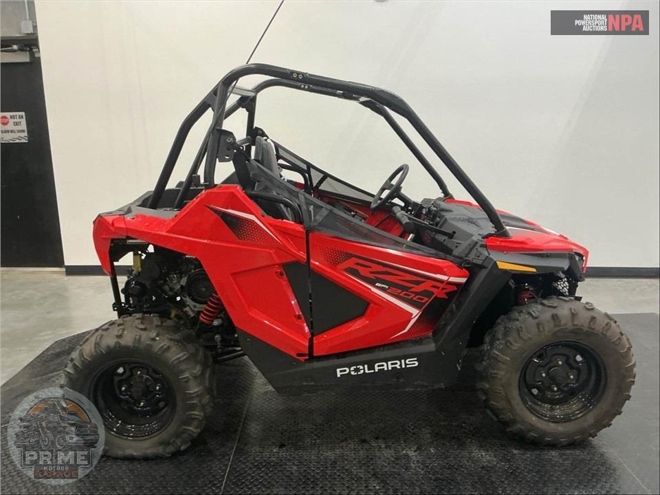 2025 Polaris RZR 200 EFI — фото 1