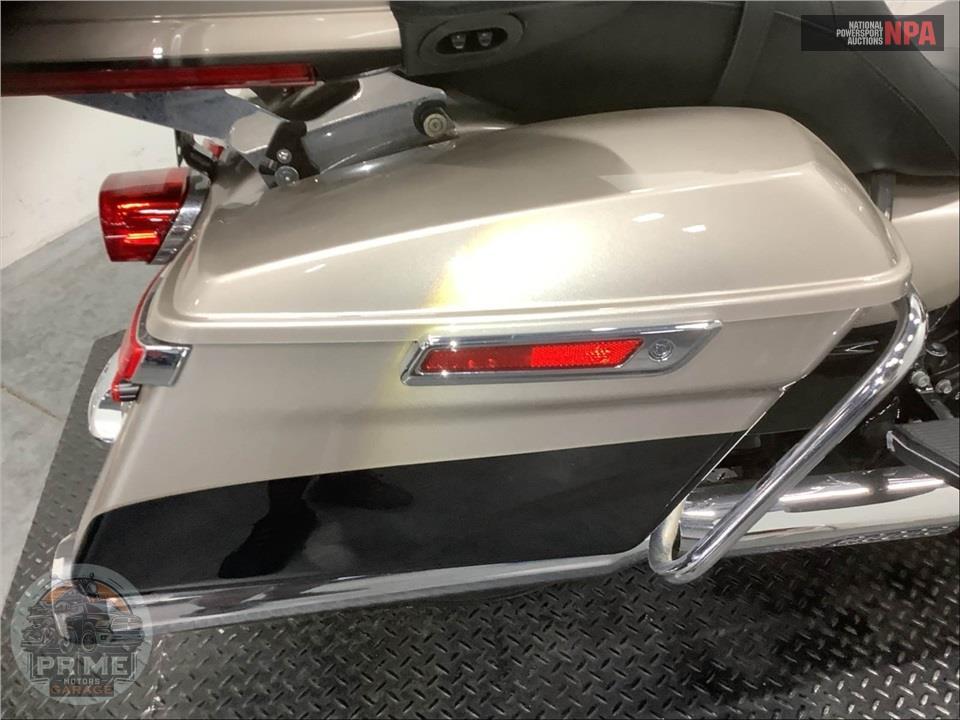 2018 Harley-Davidson FLHTK ULTRA LIMITED — фото 20