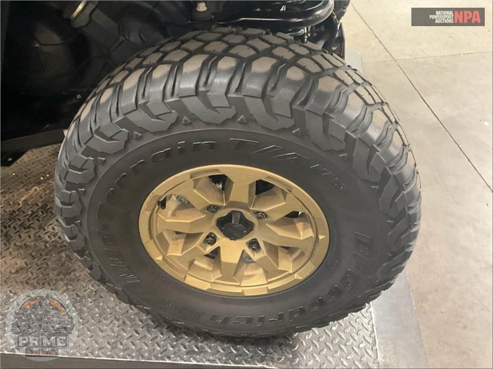 2025 Can-Am DEFENDER MAX LIMITED CAB HD10 — фото 21