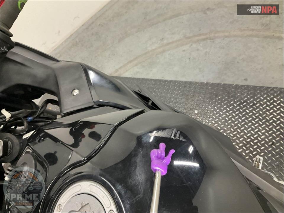2022 Yamaha YZF-R3 — фото 19