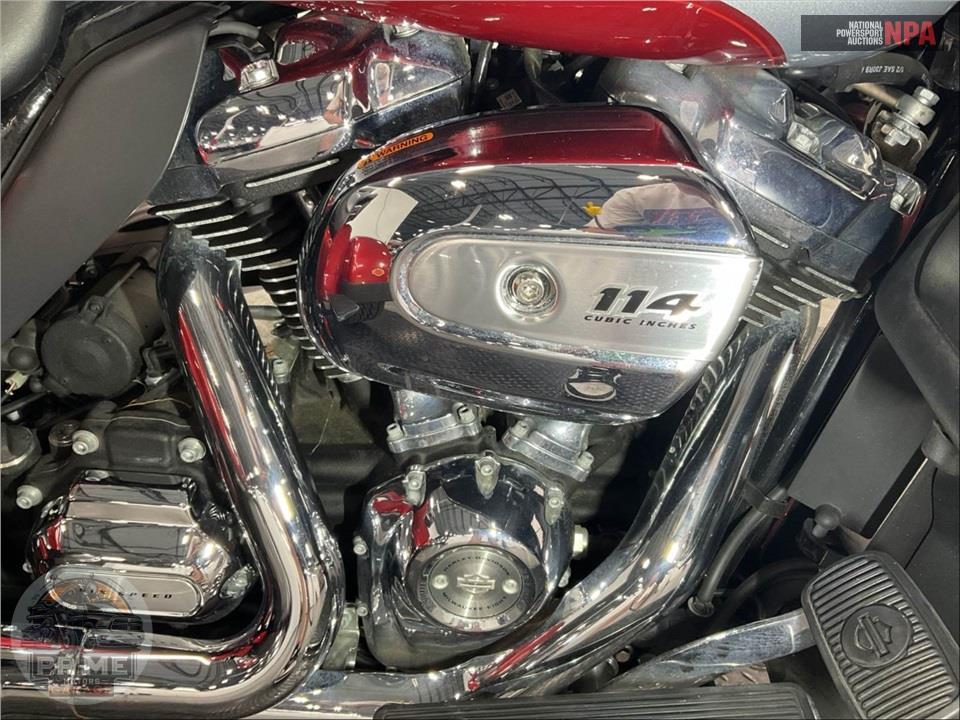 2019 Harley-Davidson FLHTCUTG TRI GLIDE ULTRA — фото 6