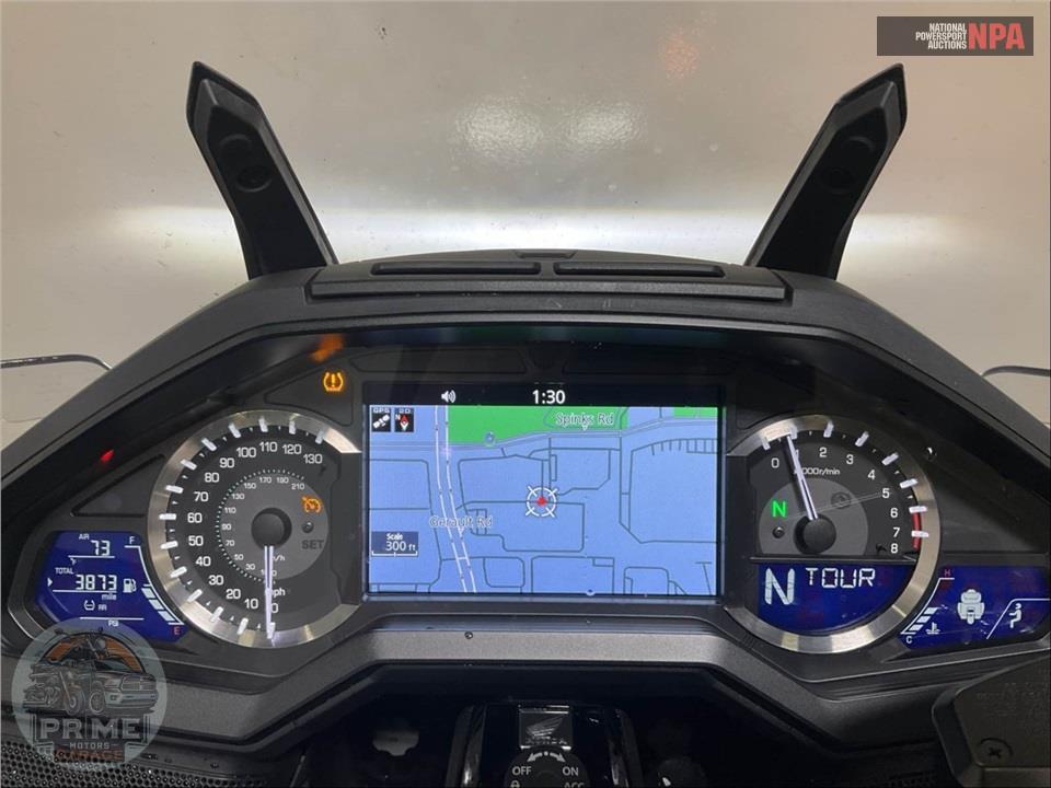 2023 Honda GL1800D GOLDWING TOUR DCT — фото 5