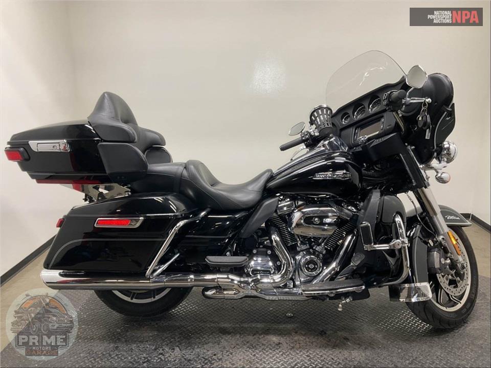 2017 Harley-Davidson FLHTCU ELECTRA GLIDE ULTRA CLASSIC — фото 1