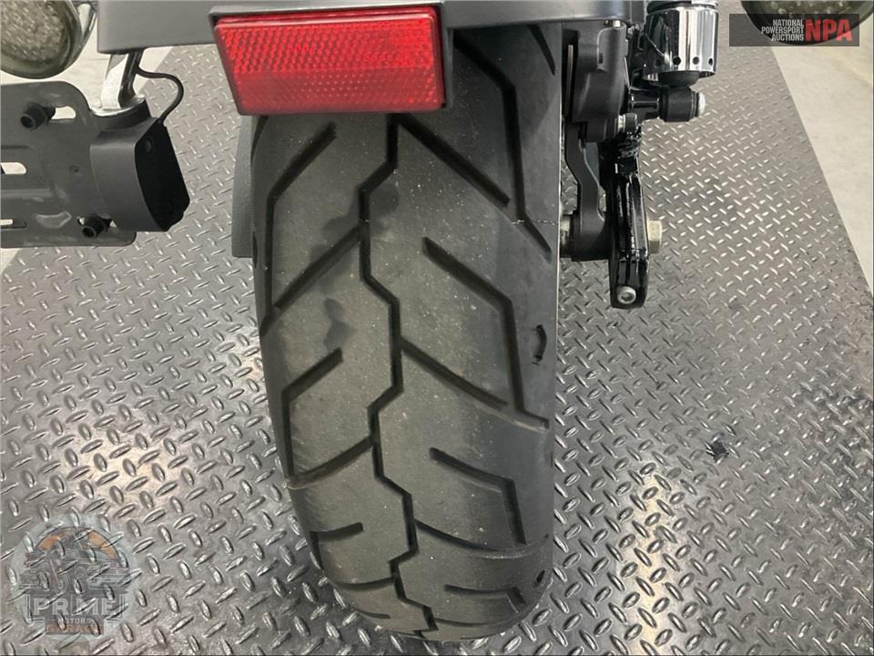 2017 Harley-Davidson FXDB STREET BOB — фото 19