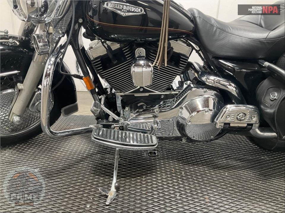 2002 Harley-Davidson FLHRCI ROAD KING CLASSIC — фото 7