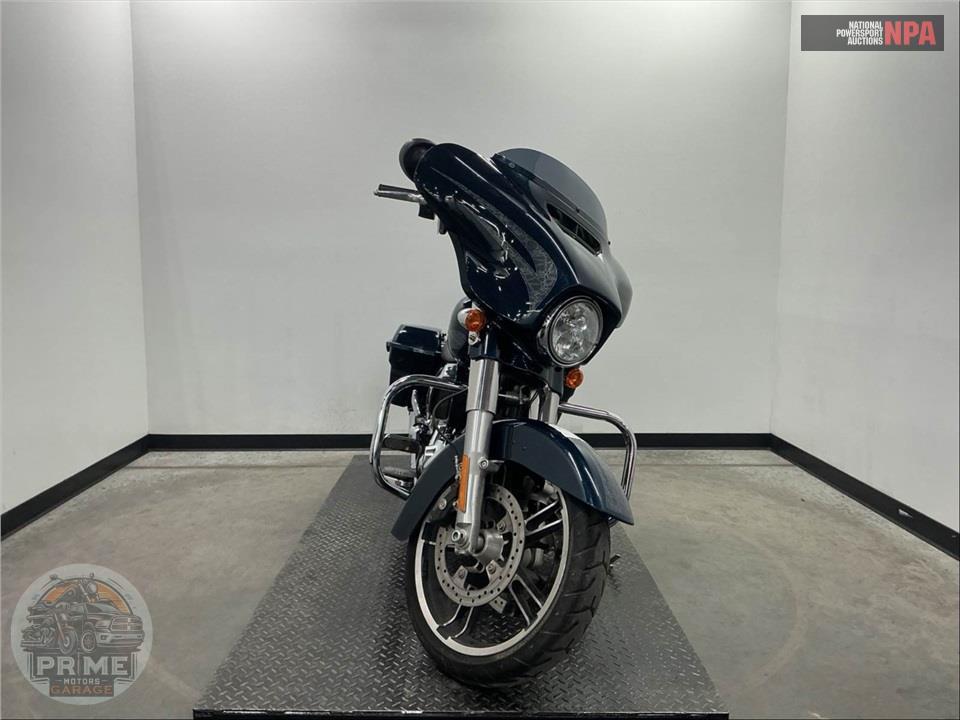 2016 Harley-Davidson FLHXS STREET GLIDE SPECIAL — фото 2