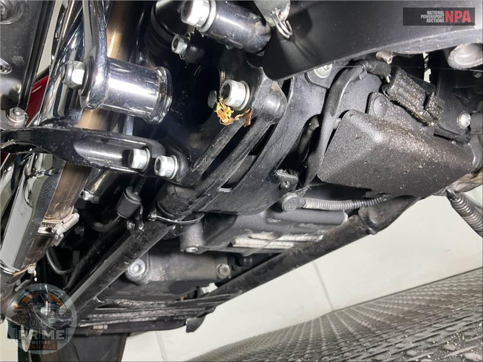 2017 Harley-Davidson FLHXS STREET GLIDE SPECIAL — фото 12