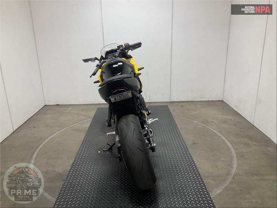 2024 Suzuki GSX800FRQM4 GSX-8R — фото 4