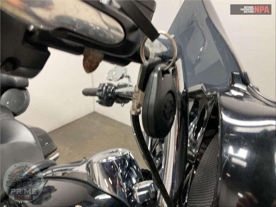 2014 Harley-Davidson FLHTK ELECTRA GLIDE ULTRA LIMITED — фото 12