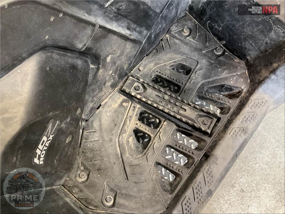 2024 Can-Am OUTLANDER PRO XU HD7 — фото 26