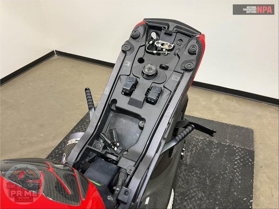 2011 Ducati DIAVEL CARBON — фото 13