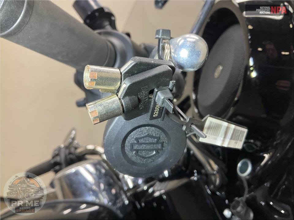 2021 Harley-Davidson FLHTK ULTRA LIMITED — фото 9