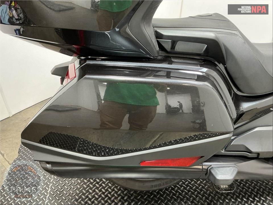 2021 Honda GL1800D GOLDWING TOUR DCT — фото 17