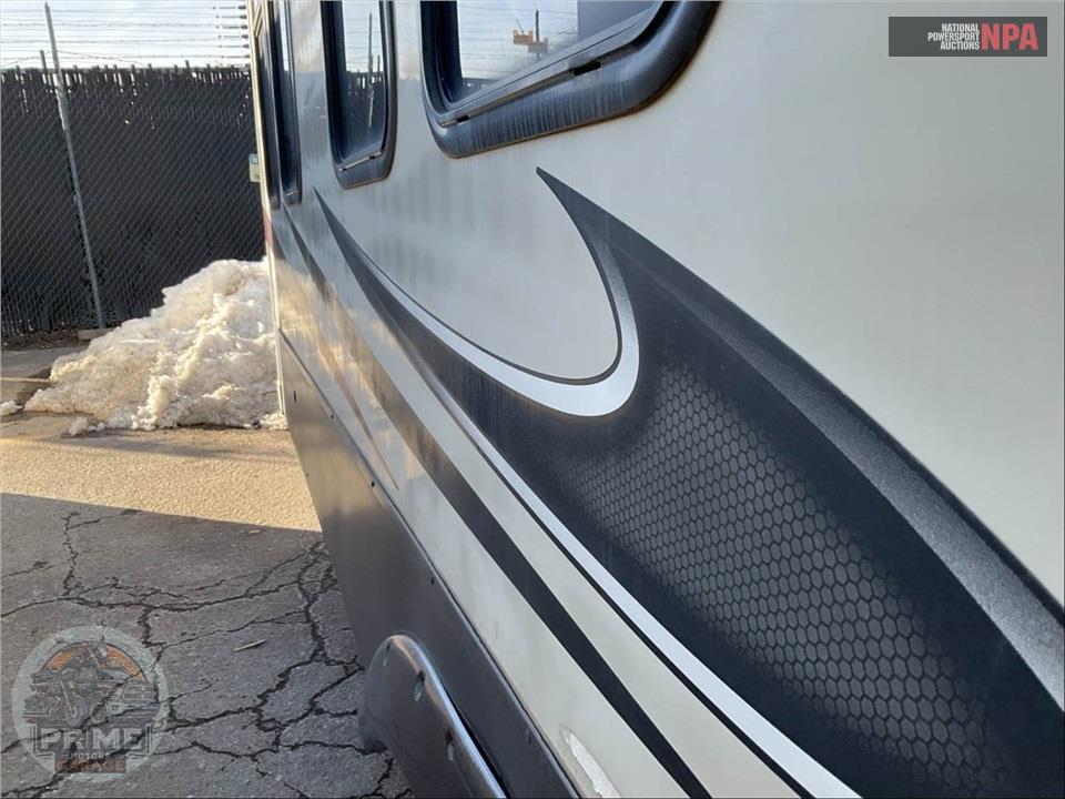 2015 Palomino By Forest River M-33RETS - SABRE FIFTH WHEEL SERIES — фото 20