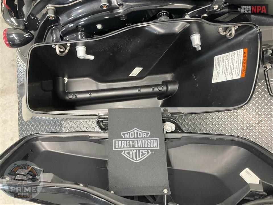 2021 Harley-Davidson FLHXS STREET GLIDE SPECIAL — фото 18