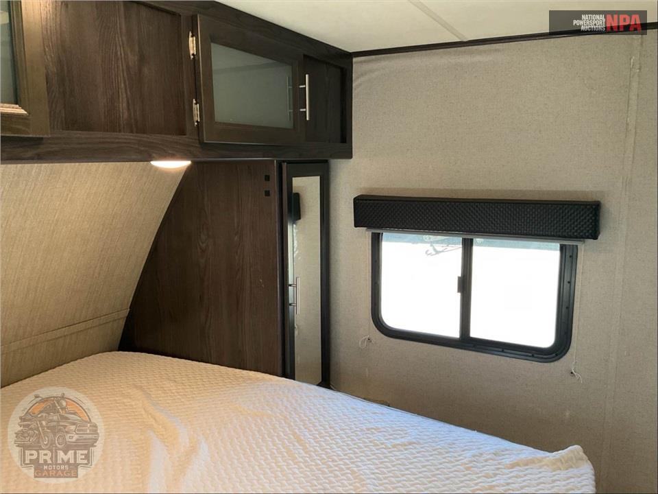 2018 Kodiak By Dutchmen M-253RBSL - EXPRESS SERIES — фото 11