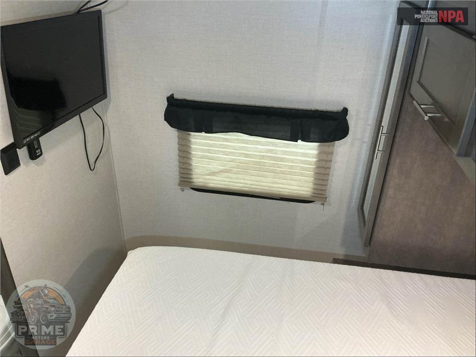 2018 Keystone Rv M-331BH - SUNSET TRAIL - SUPER LITE — фото 13
