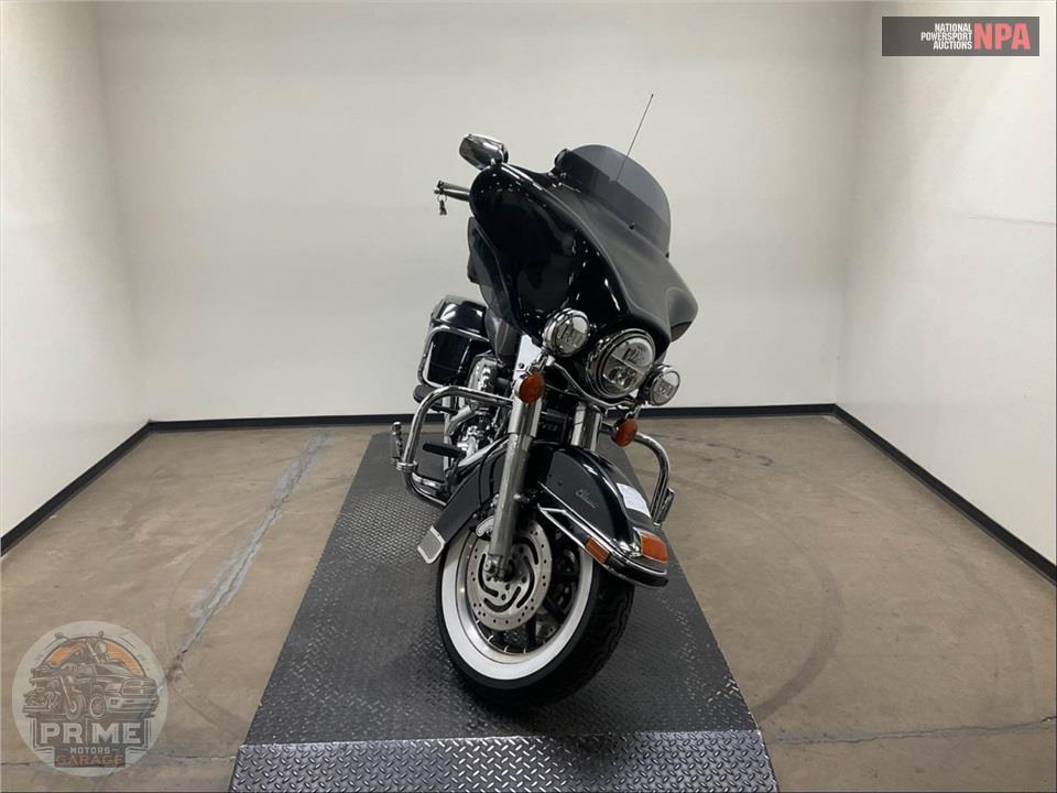 2007 Harley-Davidson FLHTC ELECTRA GLIDE CLASSIC — фото 2