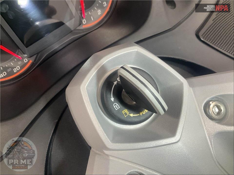 2012 Can-Am SPYDER RT-S SE5 — фото 11