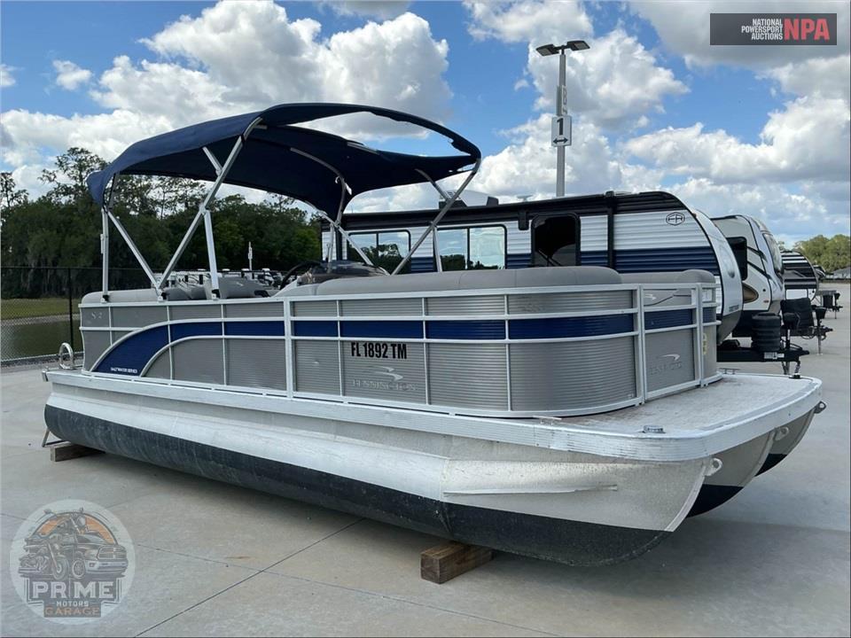 2023 Bennington Pontoons 22 SS(*) S SERIES L=23/E=1-150HP MERCURY OB — фото 1