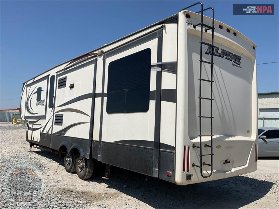 2015 Keystone Rv M-3535 RE - ALPINE FIFTH WHEEL SERIES — фото 3