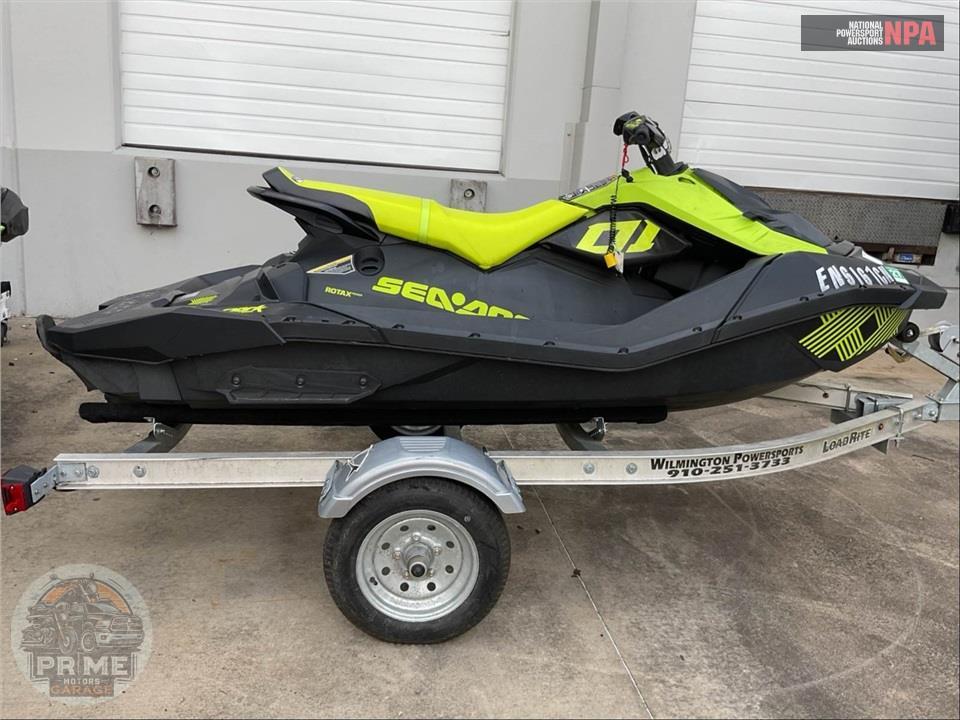 2023 Seadoo/Brp SPARK 3UP TRIXX — фото 1