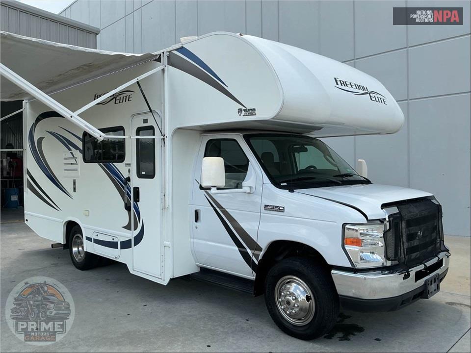 2019 Thor Motor Coach M-22FE E350-V10 - FREEDOM ELITE SERIES — фото 1