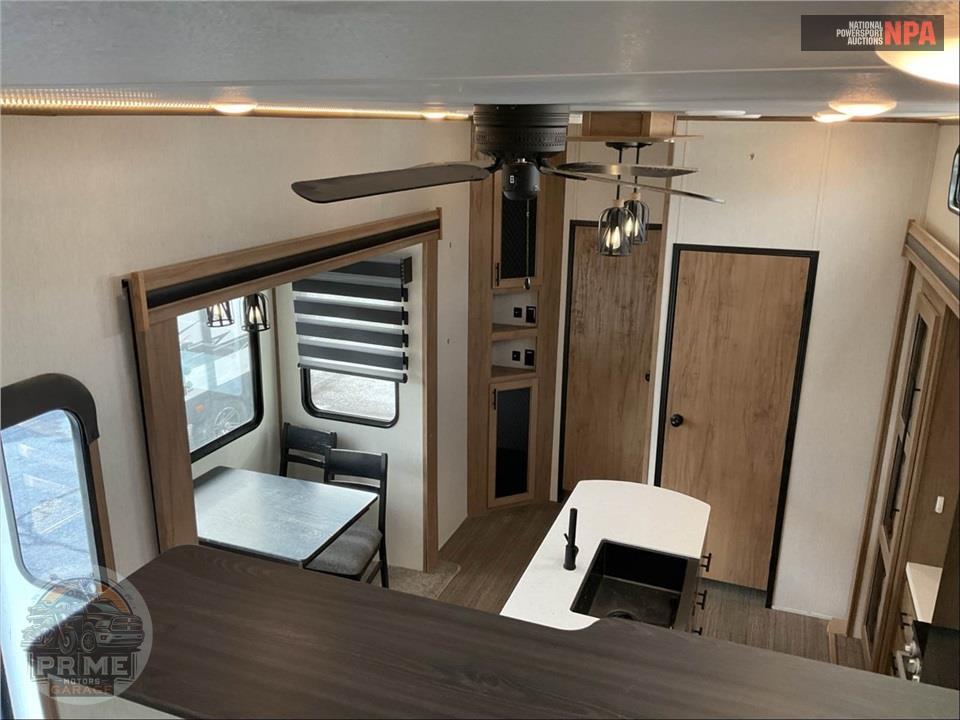 2023 Sabre By Forest River M-37FLH - FIFTH WHEEL SERIES — фото 8