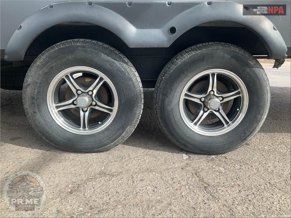2019 Flagstaff By Forest River M-524LWS - SUPER LITE FIFTH WHEEL SERIES — фото 48