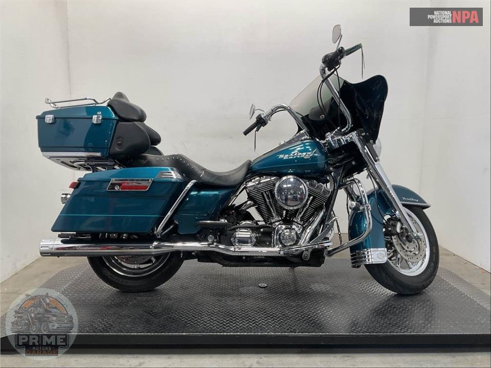 2004 Harley-Davidson FLHRI ROAD KING — фото 1