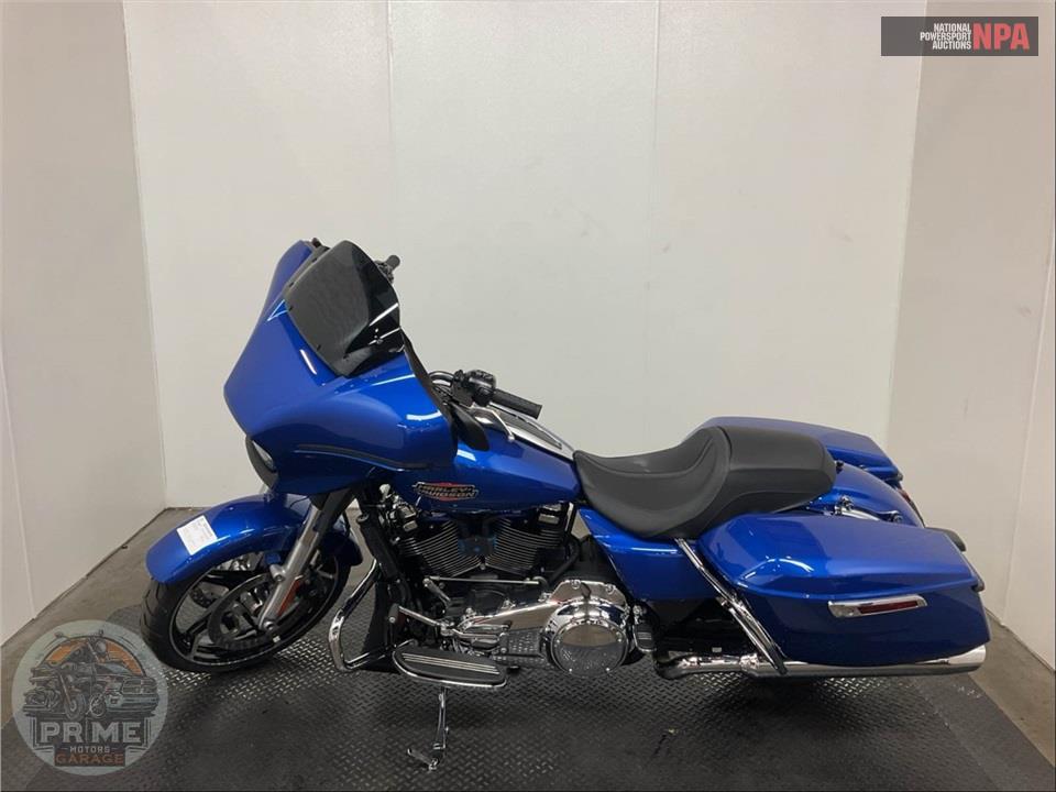 2025 Harley-Davidson FLHX STREET GLIDE — фото 3