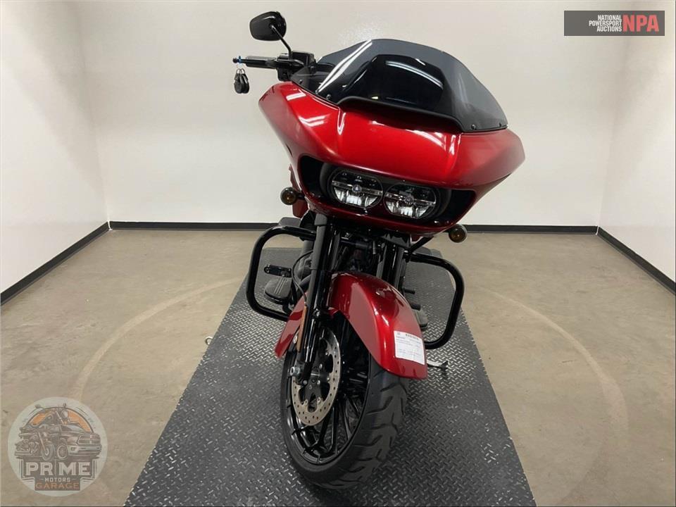 2018 Harley-Davidson FLTRXS ROAD GLIDE SPECIAL — фото 2