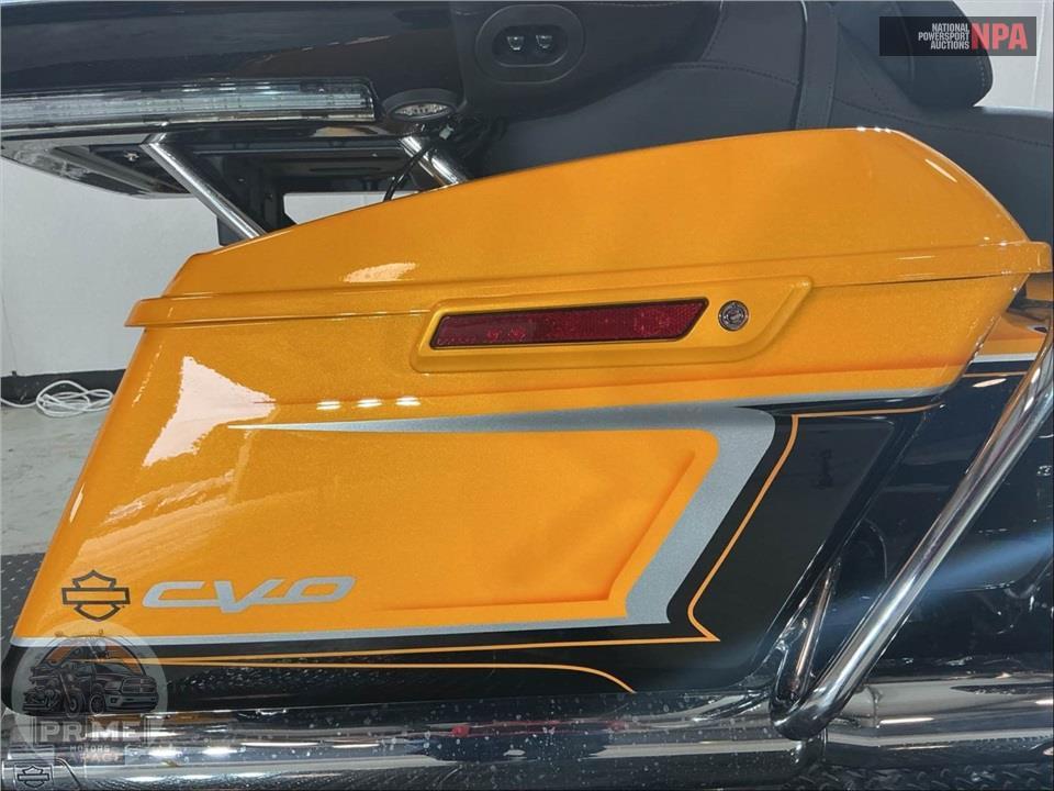 2022 Harley-Davidson FLTRKSE CVO ROAD GLIDE LIMITED — фото 17