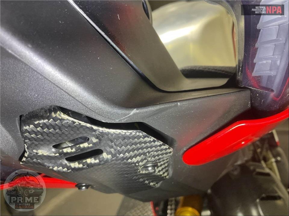 2024 Ducati PANIGALE V4 R — фото 19