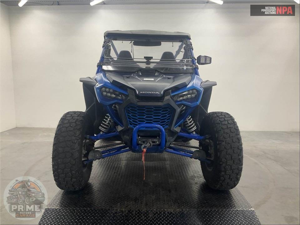 2023 Honda SXS1000S2X TALON 1000X FOX LIVE VALVE — фото 2