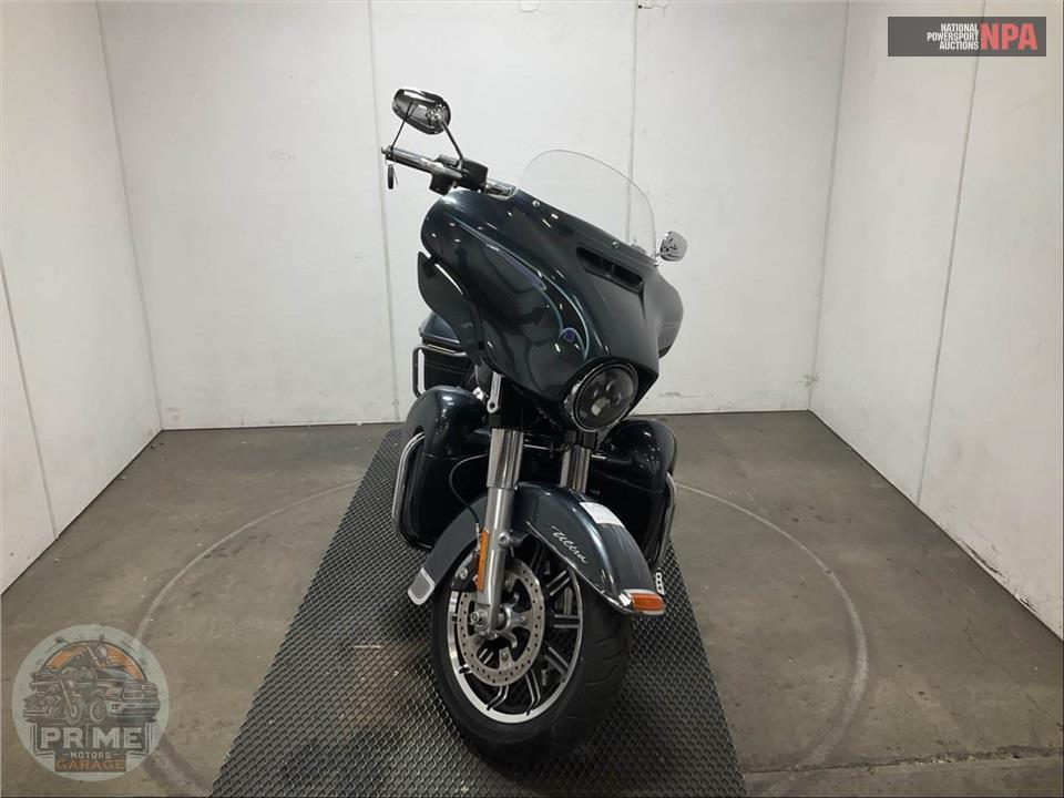 2015 Harley-Davidson FLHTCUL ULTRA CLASSIC LOW — фото 2