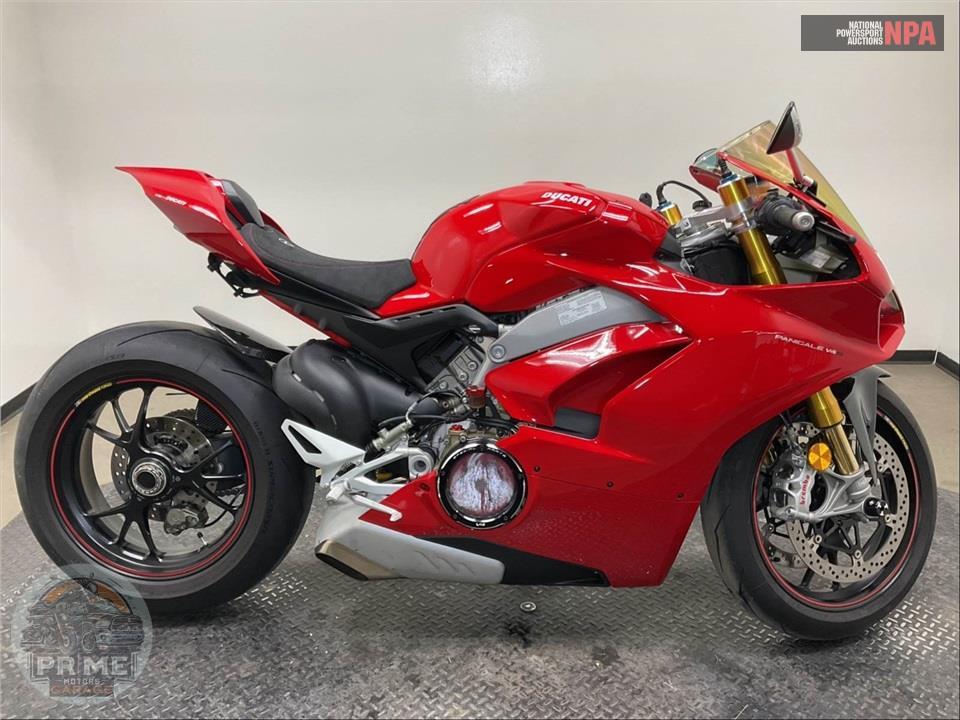 2019 Ducati PANIGALE V4 S — фото 1