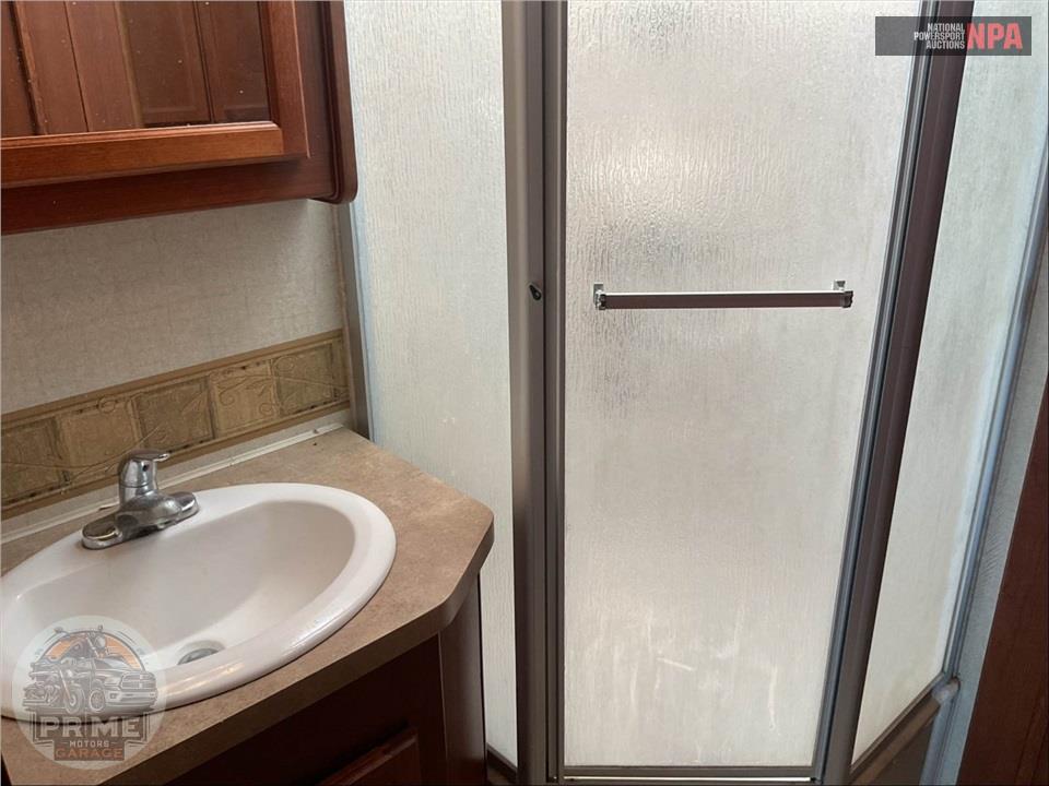 2008 Bounder M-38P WORKHORSE 340HP — фото 28