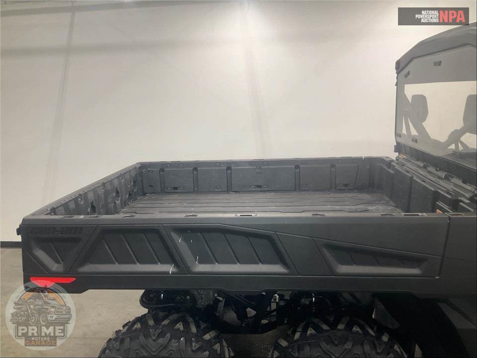 2023 Can-Am DEFENDER 6X6 XT HD10 — фото 15