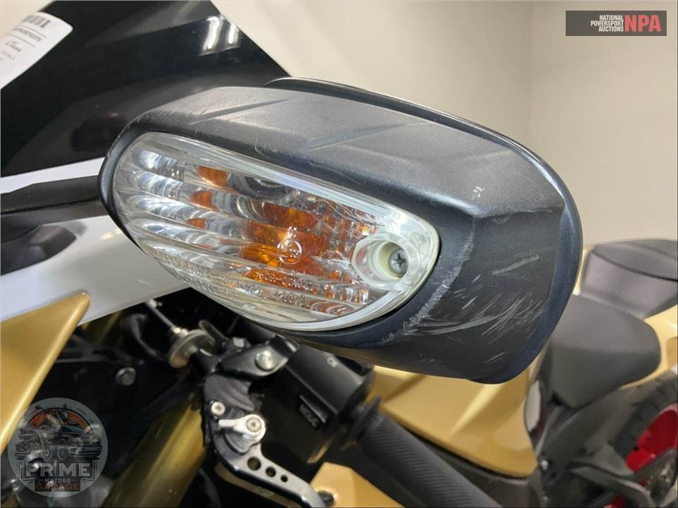 2011 Suzuki GSX-R750L1 — фото 34