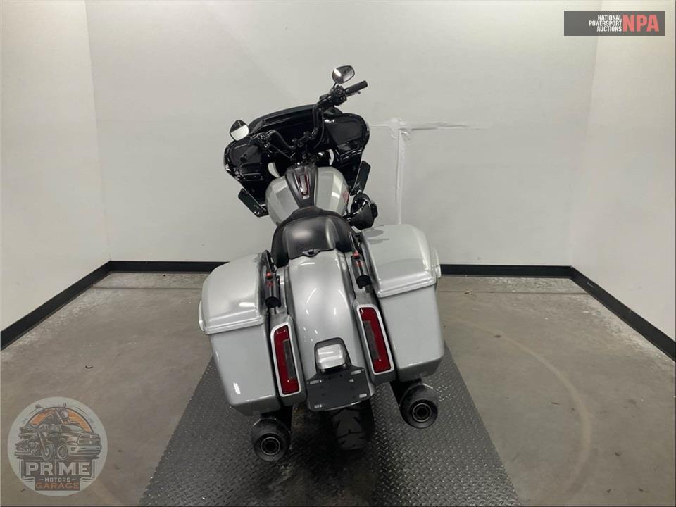 2025 Harley-Davidson FLTRXSTSE CVO ROAD GLIDE ST — фото 4