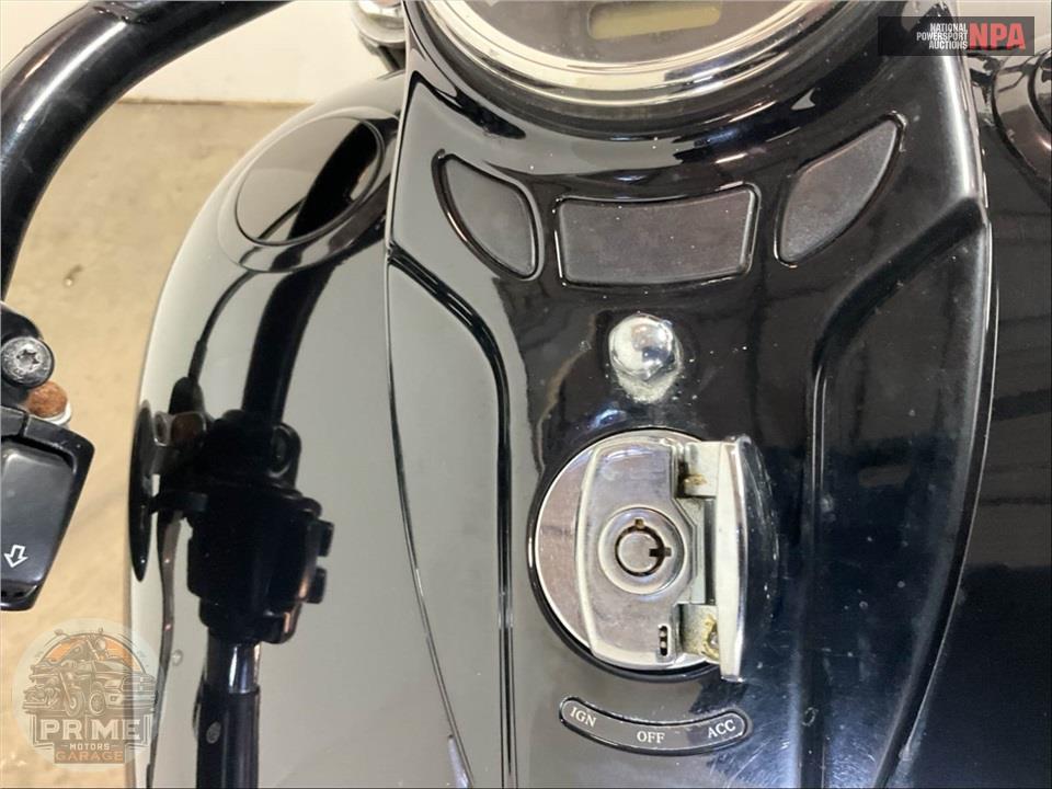 2015 Harley-Davidson FLS SOFTAIL SLIM — фото 13