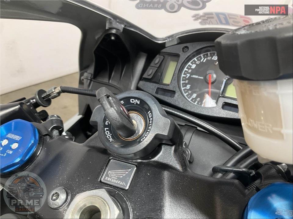2026 Honda CBR600RR ABS — фото 10
