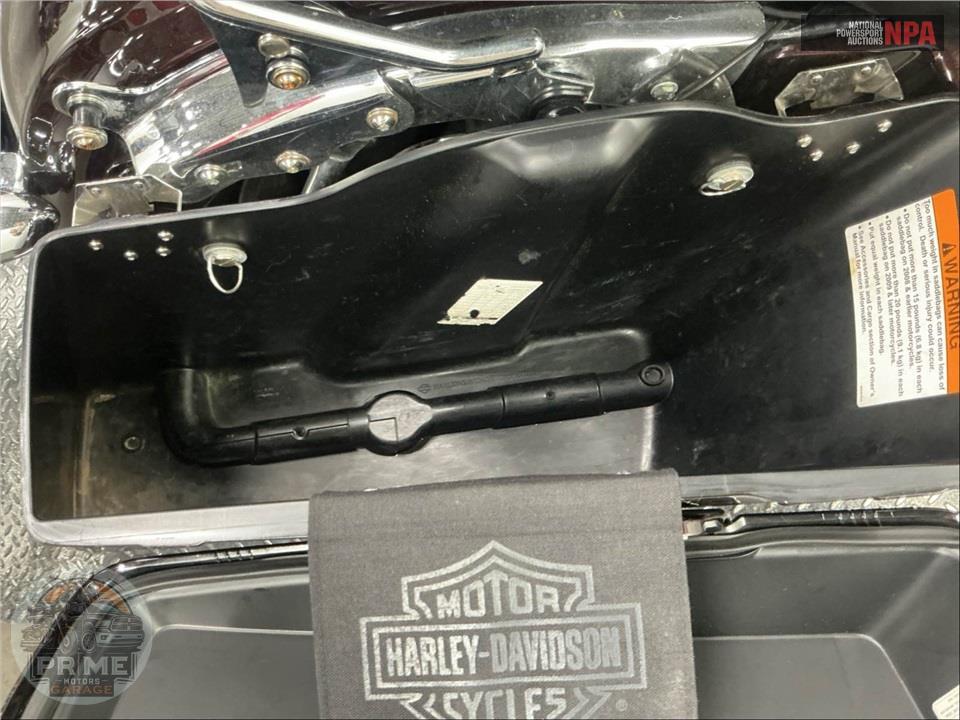 2011 Harley-Davidson FLHX STREET GLIDE — фото 20