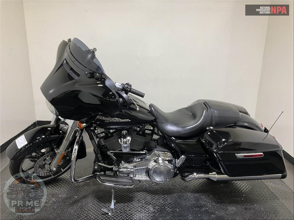 2020 Harley-Davidson FLHX STREET GLIDE — фото 3