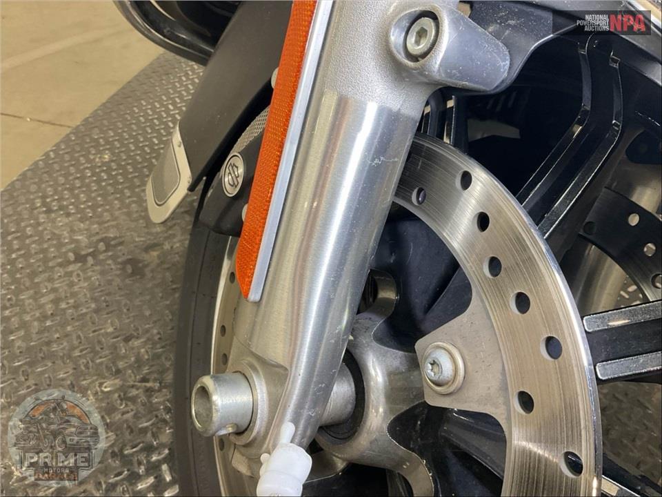 2019 Harley-Davidson FLHTK ULTRA LIMITED — фото 25