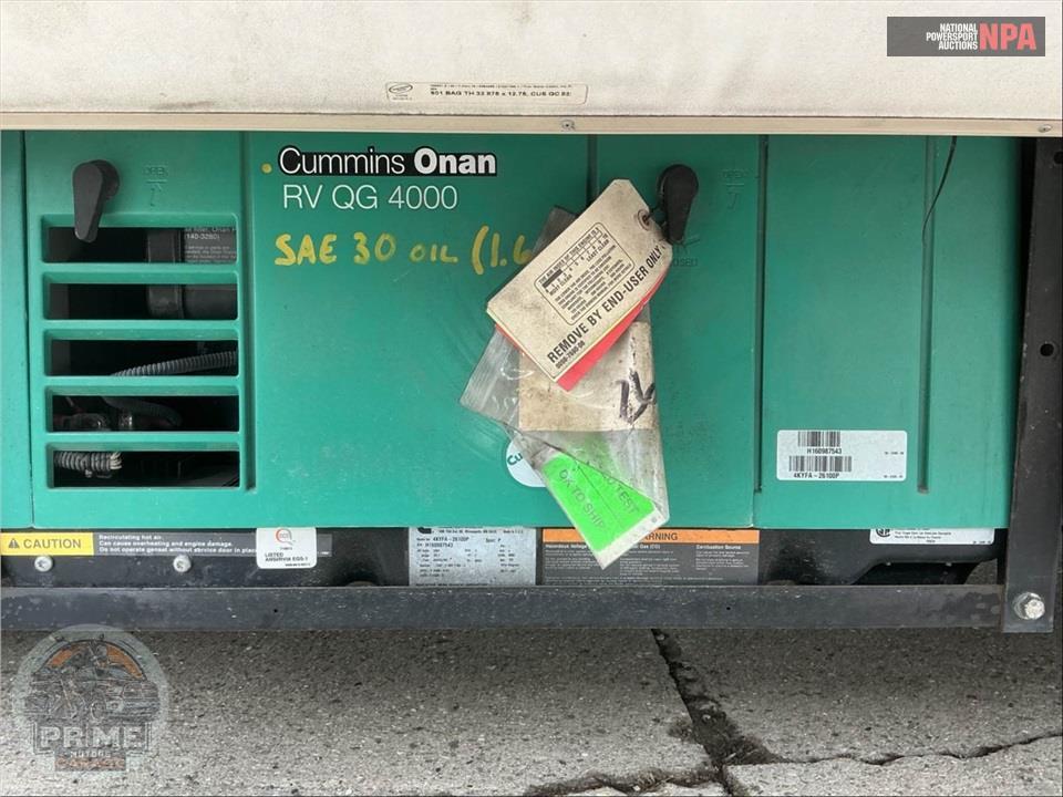 2017 Thor Motor Coach LF31 E450-V10 - QUANTUM SERIES — фото 31