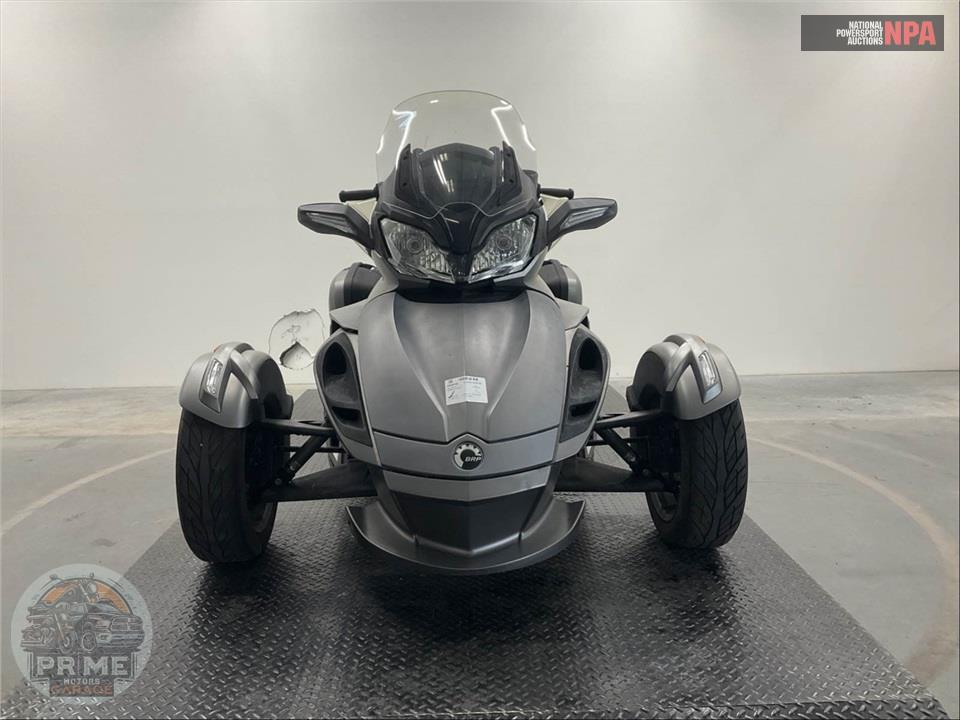 2014 Can-Am SPYDER ST LIMITED — фото 2