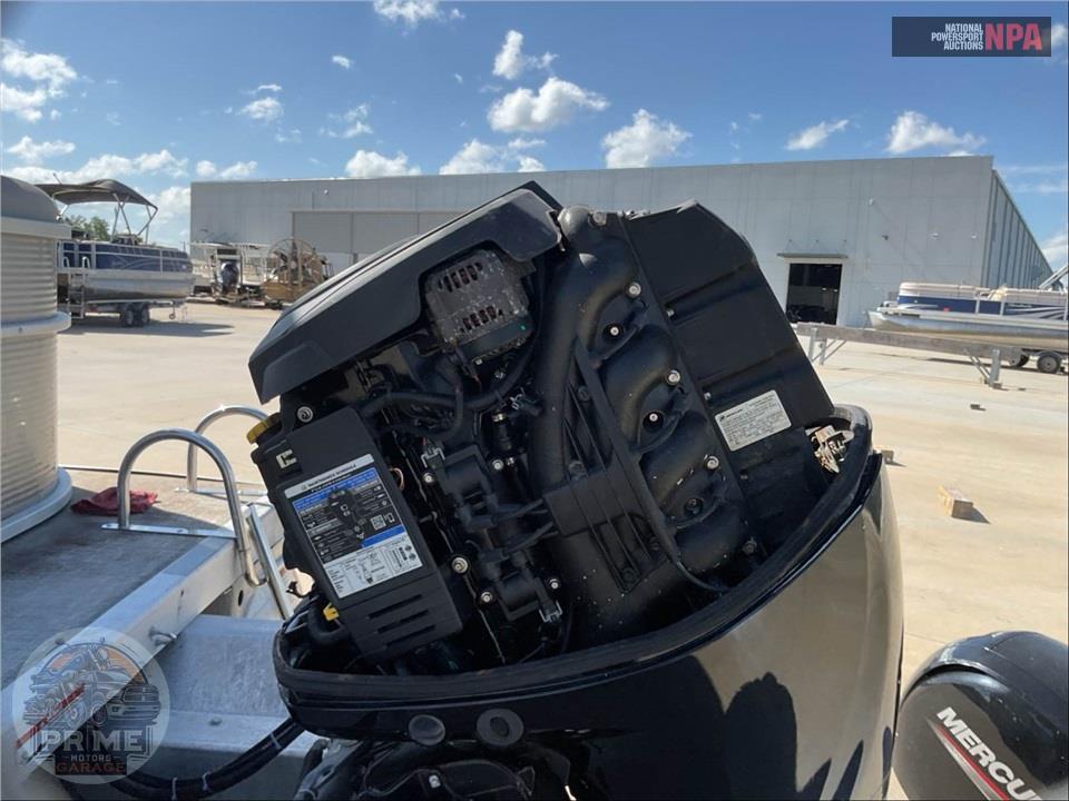 2023 Bennington Pontoons 22 SS(*) S SERIES L=23/E=1-150HP MERCURY OB — фото 8