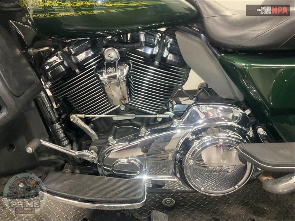 2019 Harley-Davidson FLHTCUTG TRI GLIDE ULTRA — фото 7